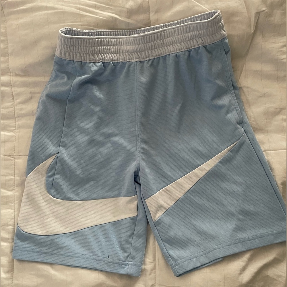 Nike athletic shorts youth large baby blue white swoosh